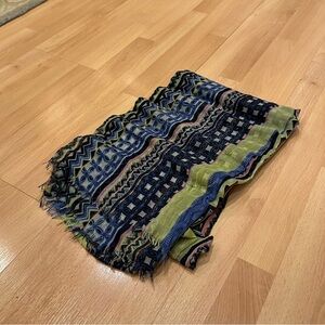 Large lightweight scarf with a green, blue and black pattern